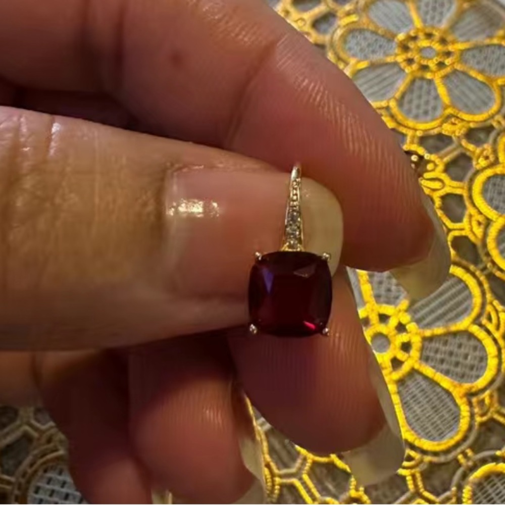 New Womans 7.00 ct Garnet .38 ct White Sapphire 14kt Yellow Gold Drop Earrings - Picture 6 of 9